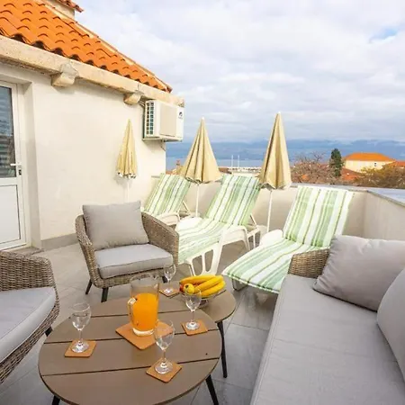 Apartament Oskar Supetar